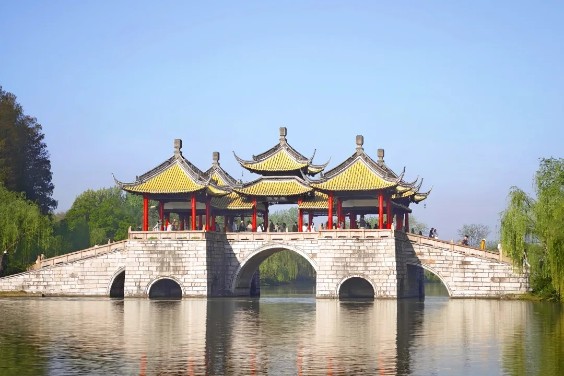 8D MODERN OF SHANGHAI JIANGNAN TOUR