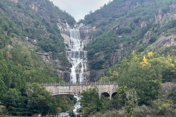 8D ZHEJIANG LISHUI TIAN TAI WATERFALL