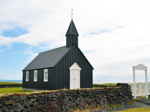 Budakirkja