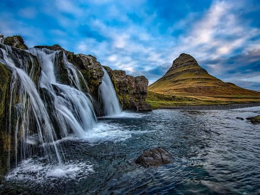 Kirkjufell