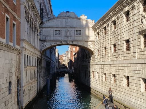 Bridge Of Sighs , Venice